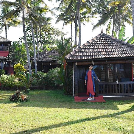 Blue Water Beach Resort Varkala Exterior photo