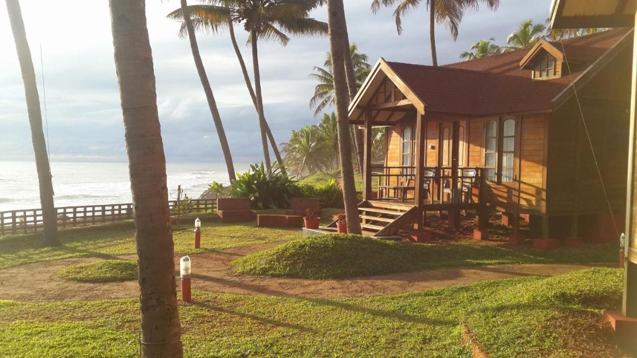 Blue Water Beach Resort Varkala Exterior photo