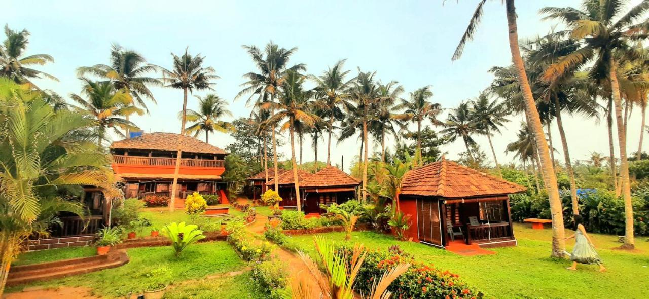 Blue Water Beach Resort Varkala Exterior photo