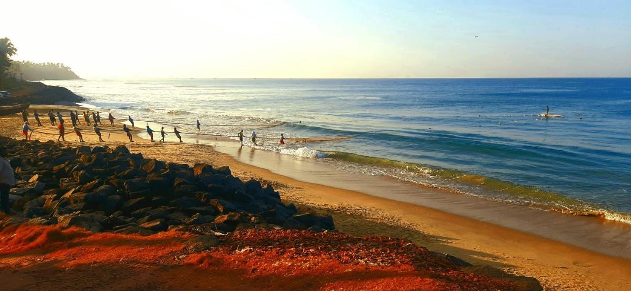 Blue Water Beach Resort Varkala Exterior photo