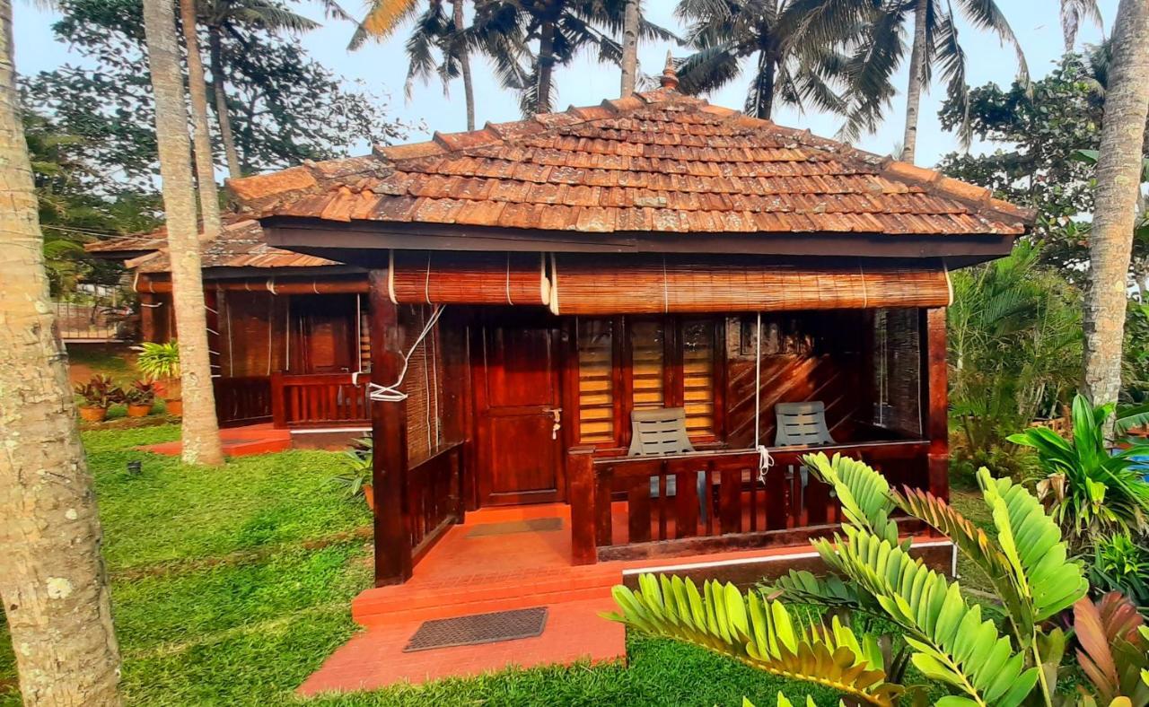 Blue Water Beach Resort Varkala Exterior photo