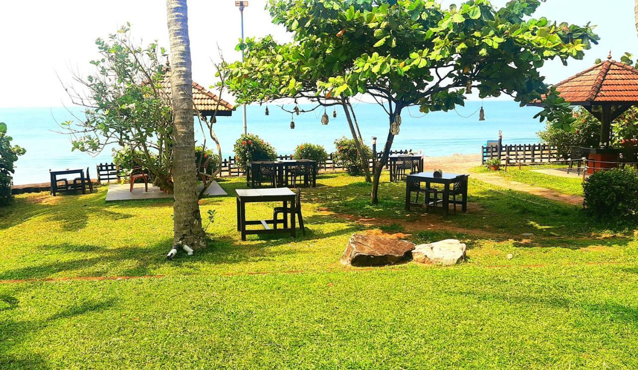 Blue Water Beach Resort Varkala Exterior photo