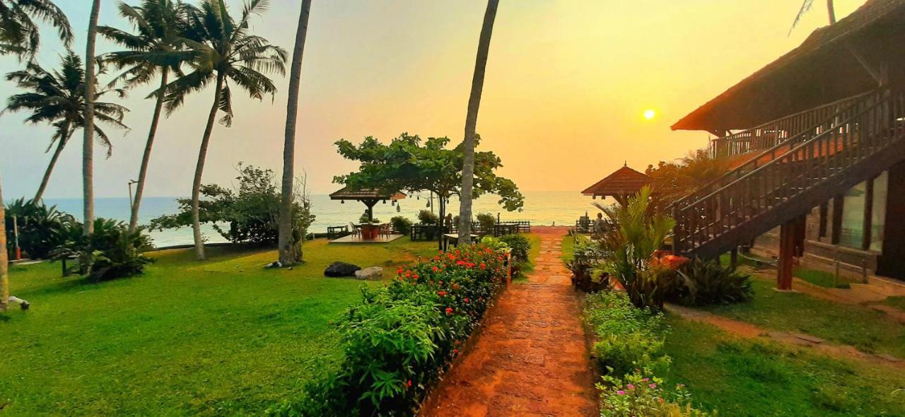 Blue Water Beach Resort Varkala Exterior photo