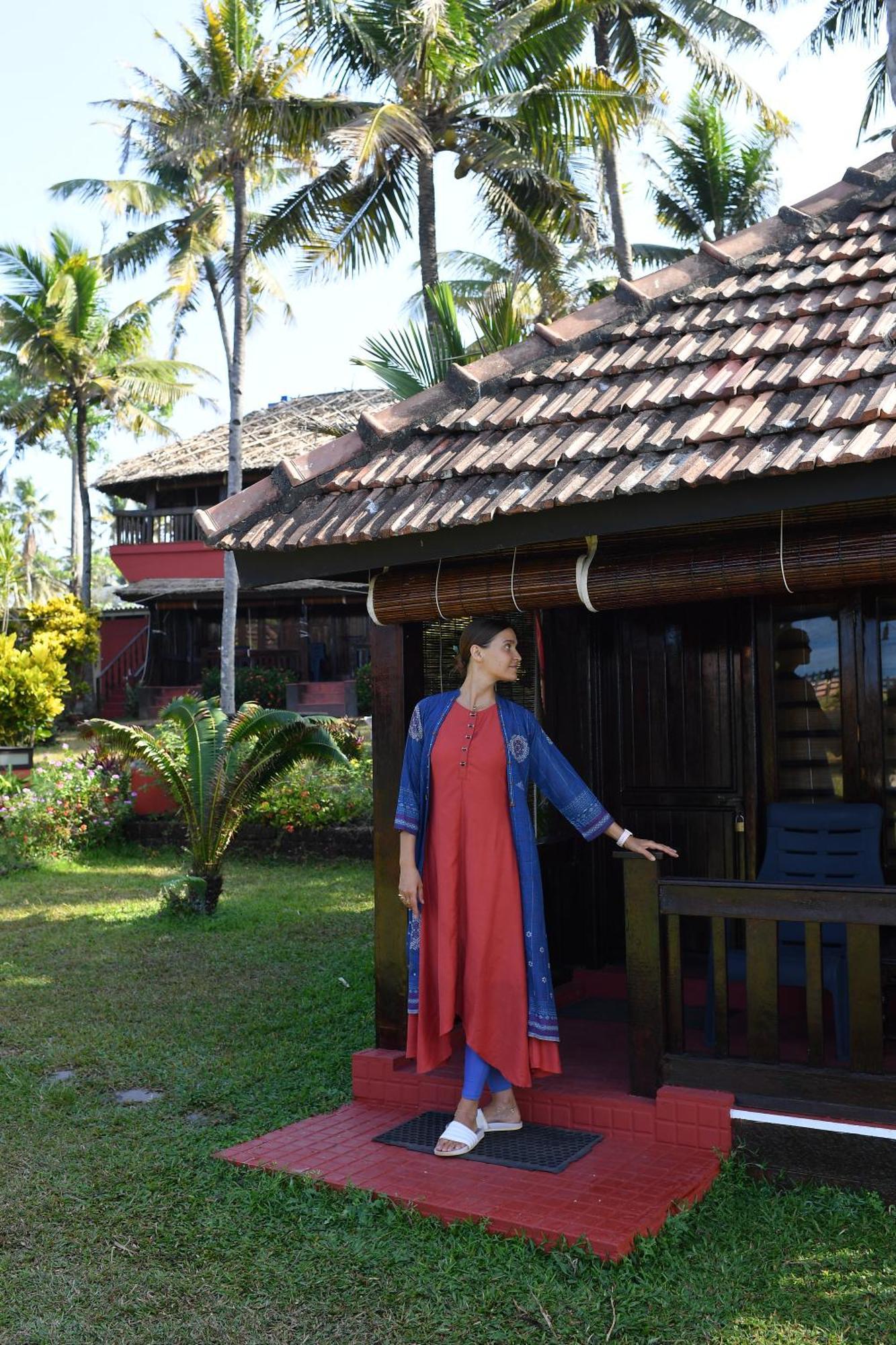 Blue Water Beach Resort Varkala Exterior photo