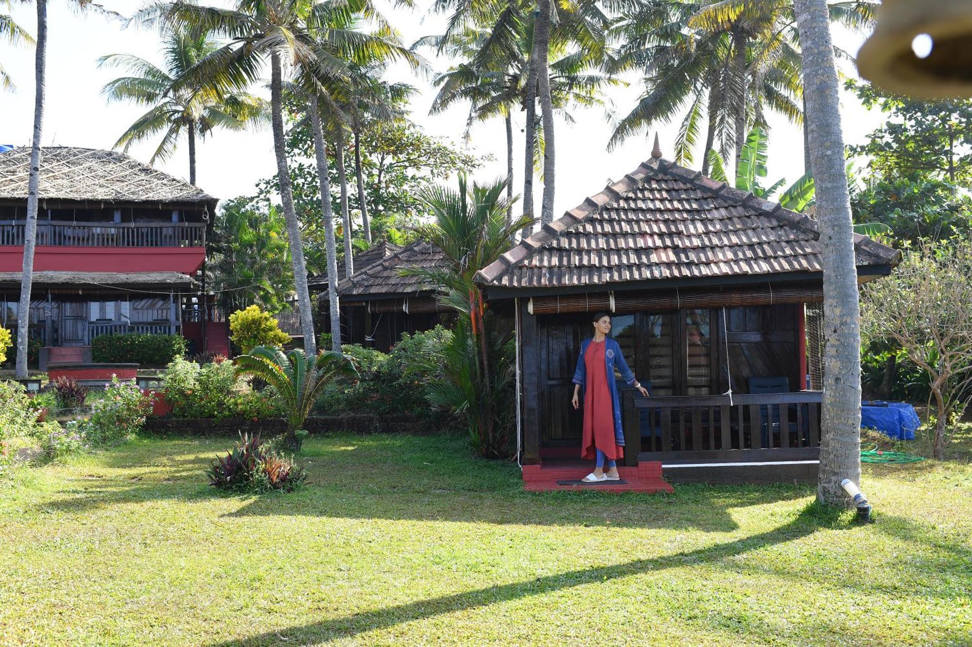 Blue Water Beach Resort Varkala Exterior photo