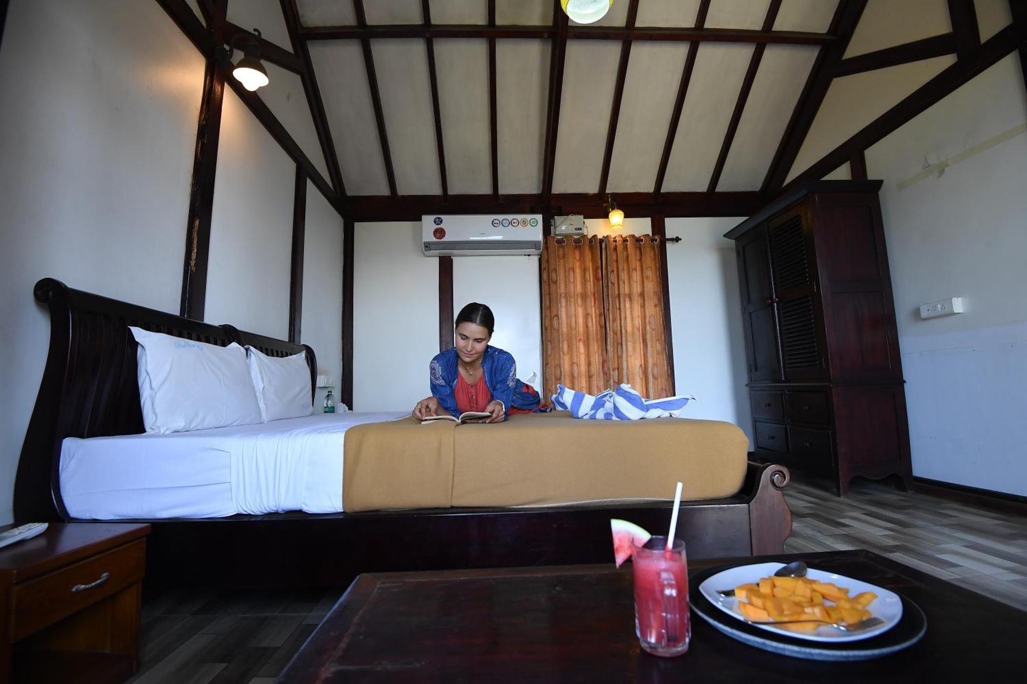Blue Water Beach Resort Varkala Room photo