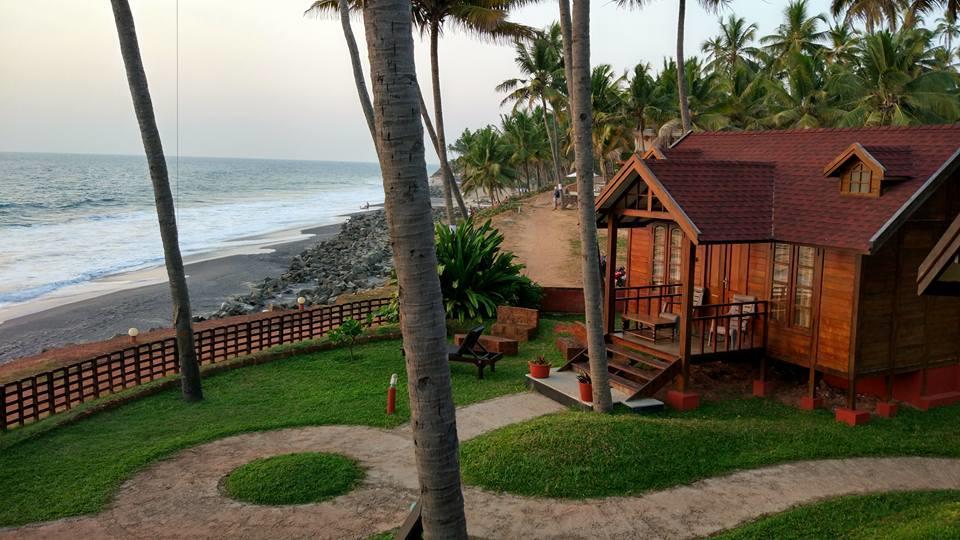 Blue Water Beach Resort Varkala Exterior photo