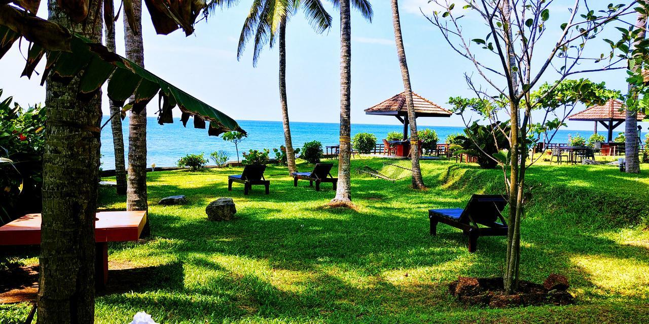 Blue Water Beach Resort Varkala Exterior photo